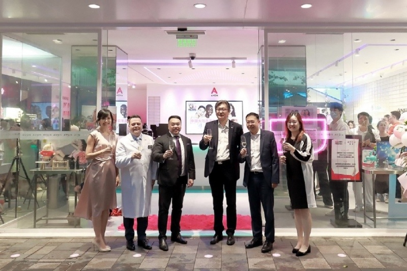 暨品牌成立135周年，AVON雅芳中国大陆首家旗舰店落地上海